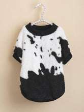 Load image into Gallery viewer, Cow Print Fleece
